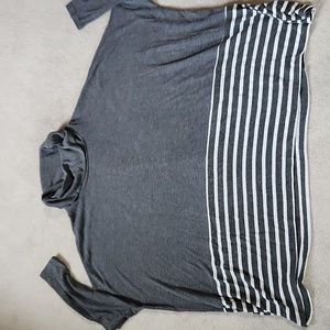 Cowl Neck Gray Poncho Dolman Sleeve top- Small